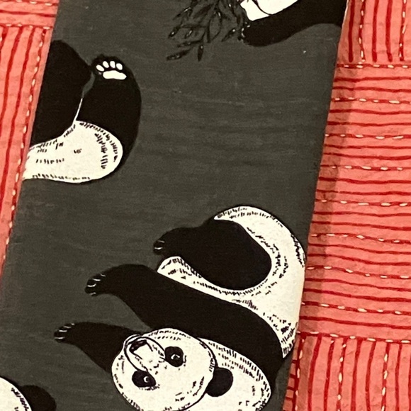 Women’s XS / S cozy Panda print thick fleece Leggings - Picture 11 of 16